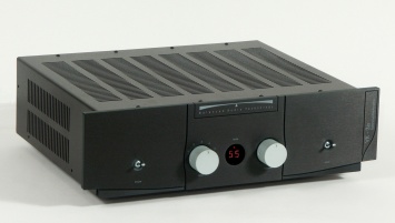 Balanced Audio Technology Vk3ix tube preamplifier